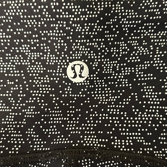 Lululemon Train Times 7/8 Pant 25" - Picture 4 of 7